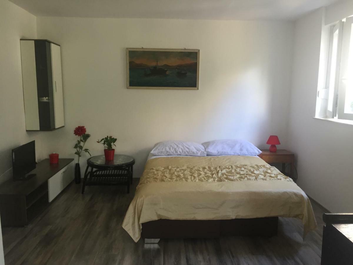 Apartamento Masa Šibenik Exterior foto